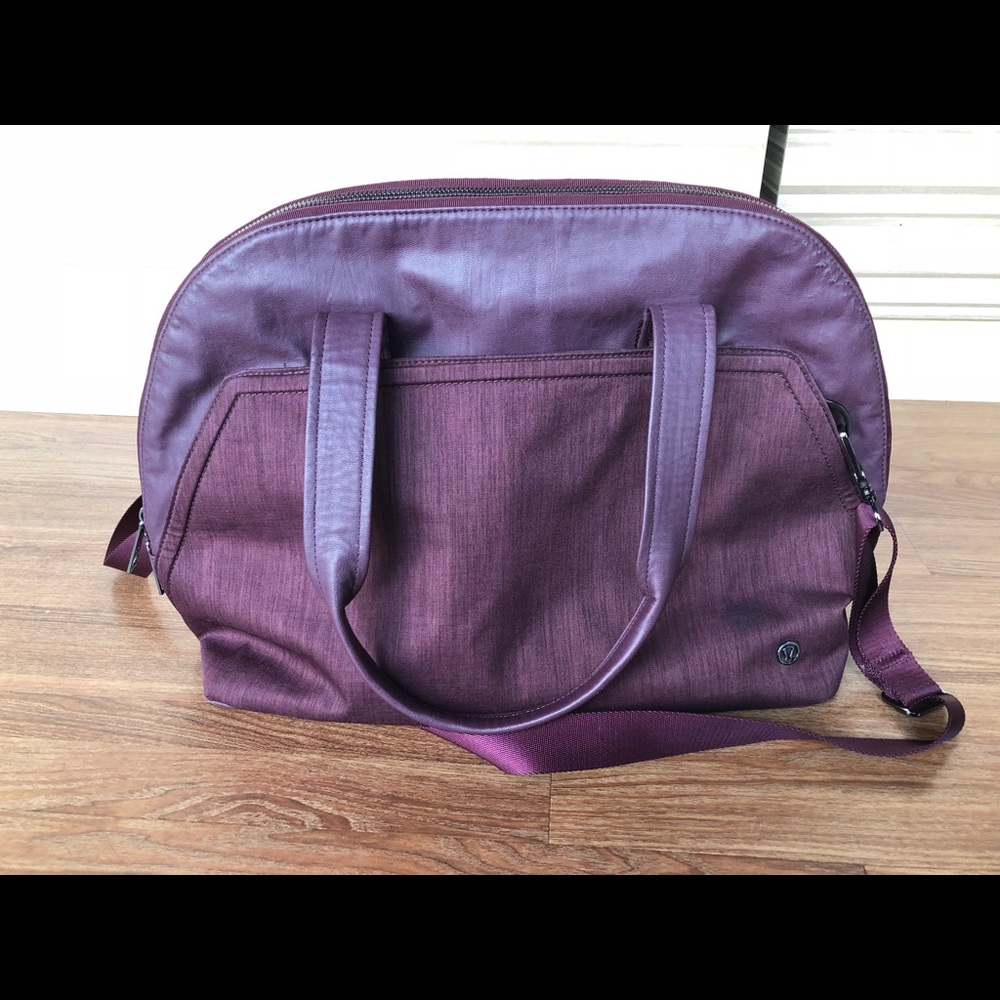 Lululemon bag